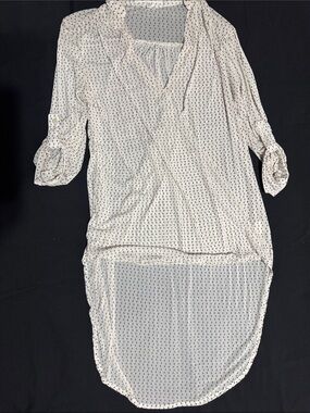 Eden & Olivia Women’s Tunic Blouse Small Ivory Black Print High Low Roll Tab0016